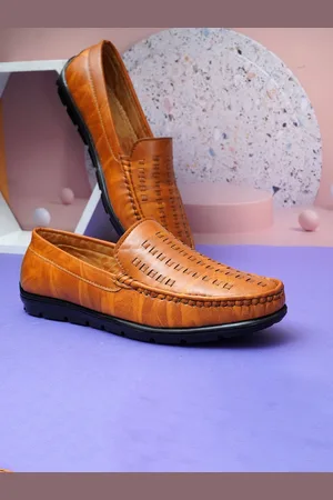 Provogue Men Textured Loafers