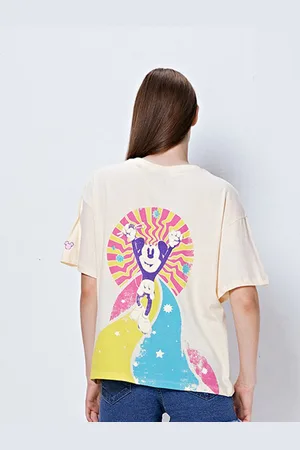 COVER STORY Off-White & Yellow Graphic Printed Cotton T-shirt