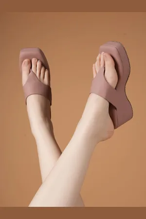 Mast & Harbour Party Wedge Sandals