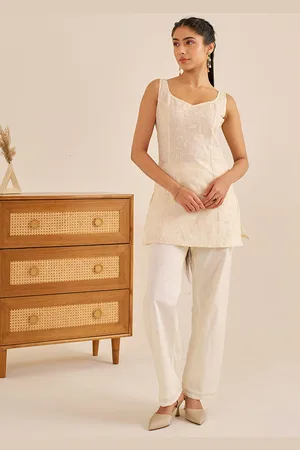 ALAYA Ethnic Motifs Embroidered Panelled Thread Work Pure Cotton Kurti &Trousers