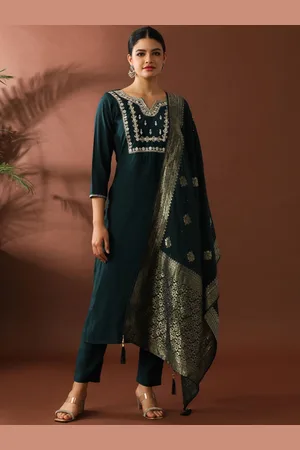Jaipur Women Floral Embroidered Regular Kurta with Trousers & With Dupatta