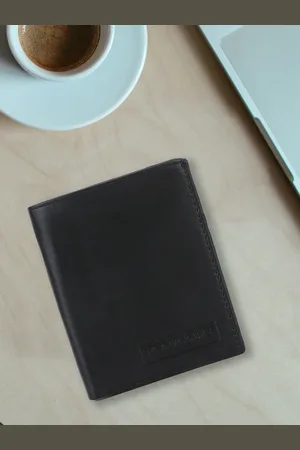 Provogue Men Textured PU Two Fold Wallet
