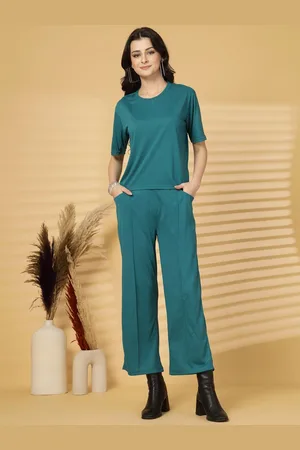 Chemistry Round Neck T-Shirt With Trousers
