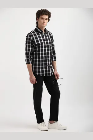 Calvin Klein Men Tartan Checks Slim Fit Casual Shirt