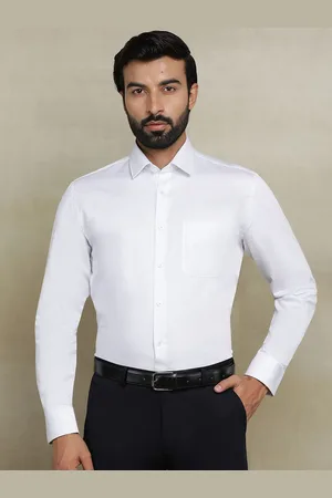 JADE BLUE Men Cutaway Collar Textured Cotton Casual Shirt