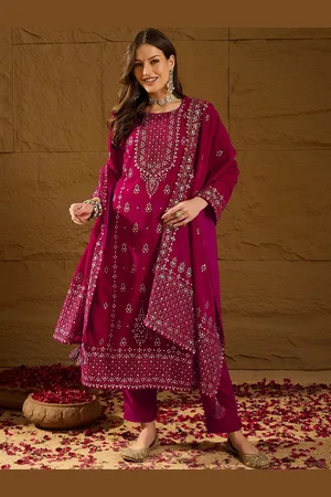 House of Pataudi Floral Embroidered Velvet Straight Kurta With Trousers And Dupatta