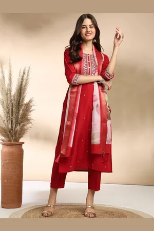 Colors  of Earth Floral Embroidered Straight Kurta With Trousers & Dupatta