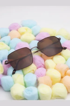 Ted Smith Unisex Square Sunglasses with Polarised and UV Protected Lens SUN-HENSY_C2