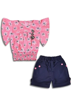 Wish Karo Girls Printed Flared Sleeves Top With Shorts