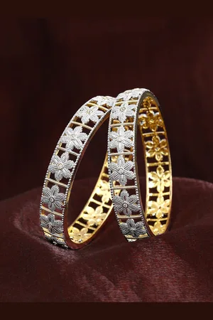 ESTELE Set Of 2 Rhodium-Plated Crystals-Studded Bangles