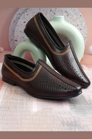 Provogue Men Textured Loafers