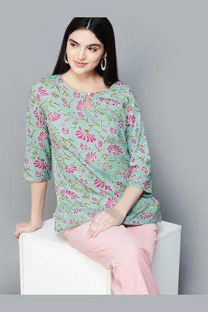 Lifestyle Floral Printed Keyhole Neck Straight Kurti