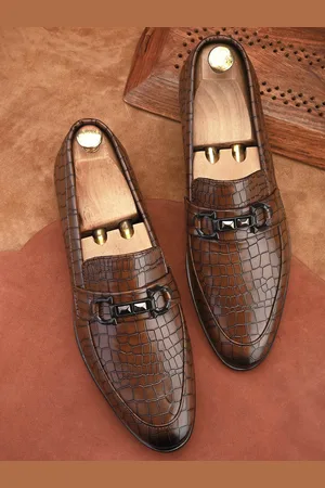 HERE&NOW Men Textured Formal Loafers