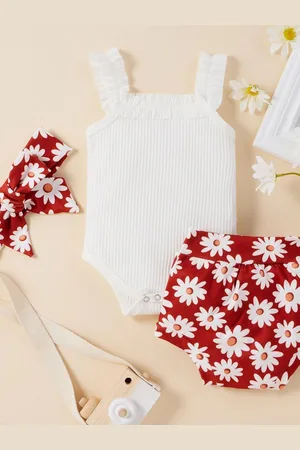 LULU & SKY Girls Top with Shorts