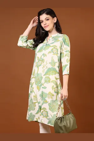 V-Mart Women Floral Printed Thread Work Kurta
