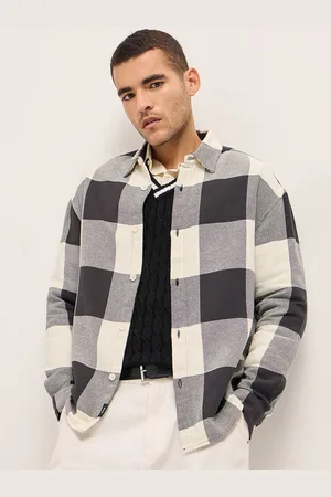 The Bear House Men Relaxed Fit Spread Collar Buffalo Checked Cotton Casual Shirt