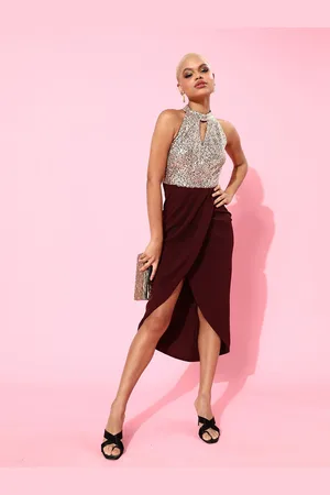 DressBerry Maroon Embellished Keyhole Neck Midi Sheath Party Dress