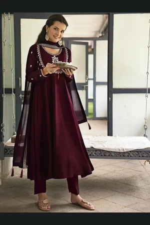 Colors  of Earth Women Embroidered Regular Kurta with Trousers & With Dupatta