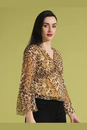 Globus Women Animal Printed V-Neck Top