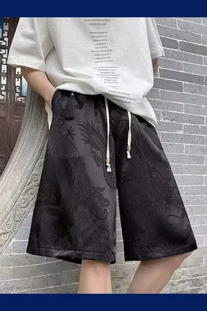 Stylecast Men Printed Loose Fit High-Rise Shorts