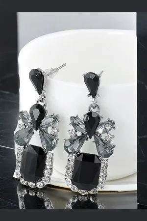 FÁBULA Crystals Floral Drop Earrings