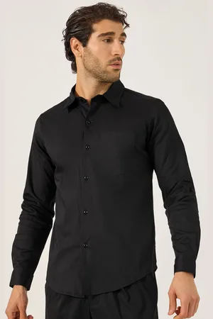 Styli Men Slim Fit Opaque Casual Shirt