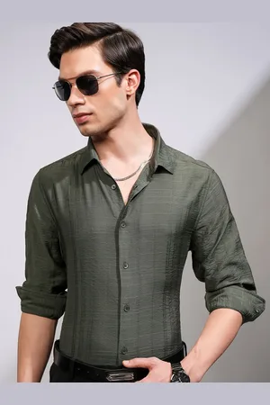 Highlander Men Spread Collar Textured Formal Shirt