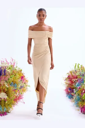 COVER STORY Off-Shoulder Maxi Dress