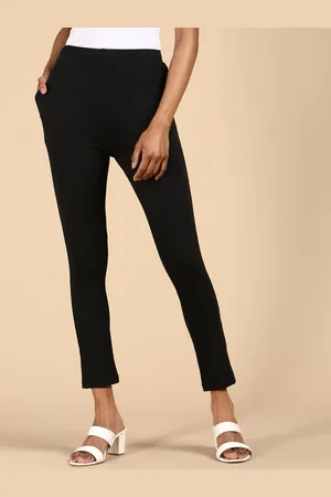 De Moza Women Slim Fit Mid-Rise Cotton Cropped Trousers