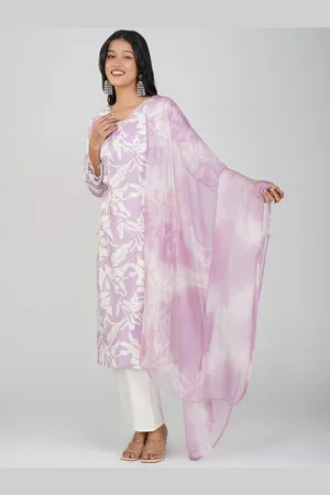 Charitra Women Floral Printed Regular Kurta with Trousers & With Dupatta