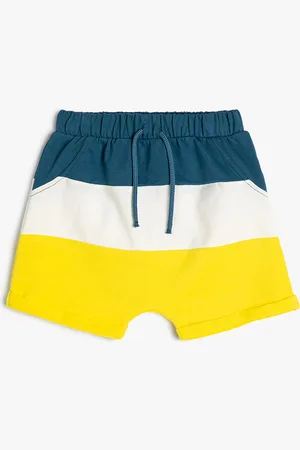 Koton Boys Colourblocked Mid-Rise Cotton Shorts