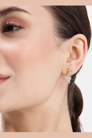 DressBerry Star Shaped Drop Earrings
