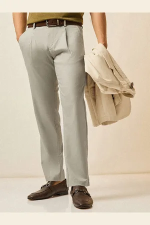 The Bear House Men Solid Regular Fit Trouser