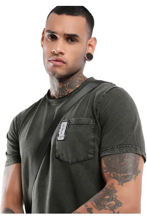 WROGN Men Solid Round Neck Pure Cotton Slim Fit T-shirt