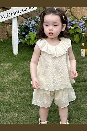 LULU & SKY Girls Top with Shorts