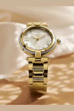 GC Stainless Steel Bracelet Style Straps Analogue Watch Z15001L1MF