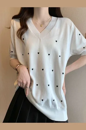 Stylecast Women V-Neck T-shirt