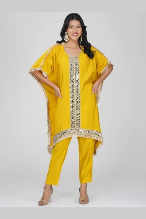 Charitra Women Ethnic Motifs Embroidered Regular Sequinned Kurti with Trousers