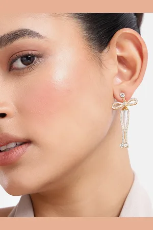 DressBerry Contemporary Drop Earrings