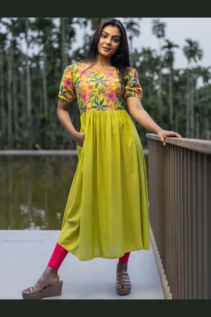 Hay Floral Printed Square Neck Short Puff Sleeves Anarkali Kurta