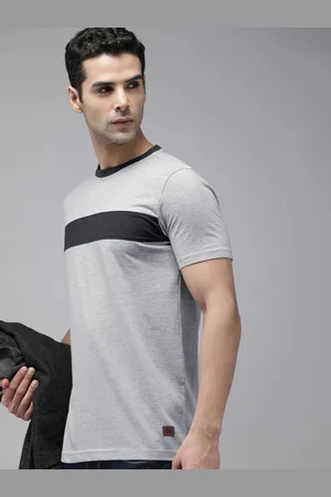 Roadster Men Colourblocked T-shirt