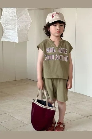 LULU & SKY Girls Printed T-shirt with Shorts