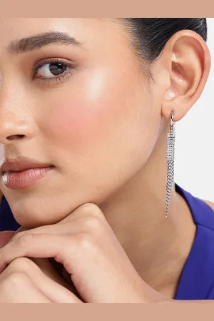 DressBerry Contemporary Drop Earrings