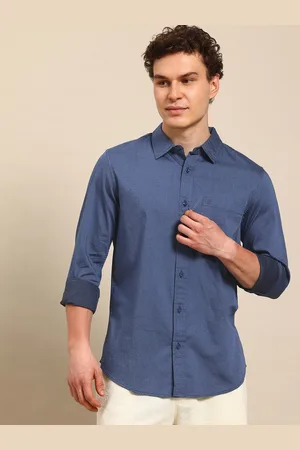 Benetton Micro or Ditsy Self-Design Regular Fit Opaque Casual Shirt