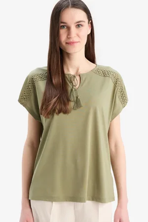 DeFacto Women Extended Sleeves Pockets T-shirt