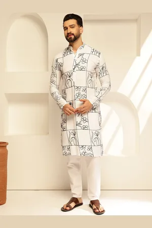 SOJANYA Floral Embroidered Thread Work Cotton Silk Straight Kurta