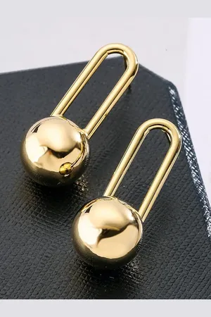 DressBerry Teardrop Shaped Drop Earrings