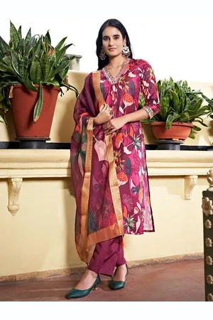 Colors  of Earth Women Printed Regular Kurta with Trousers & With Dupatta