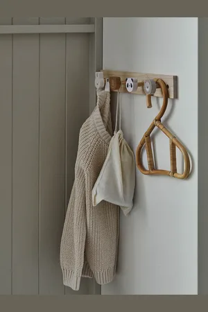 H&M Girls Beige Wooden Hanging Rack