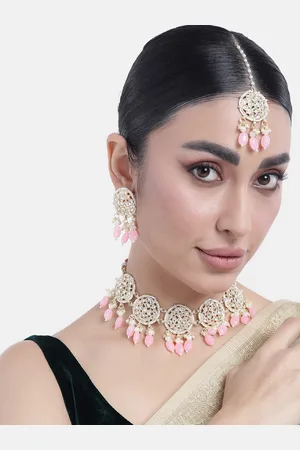 Peora Gold-Plated Kundan Choker Necklace Jewellery Set